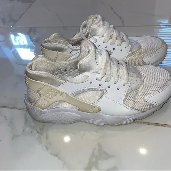 Nike Harrache Sneakers