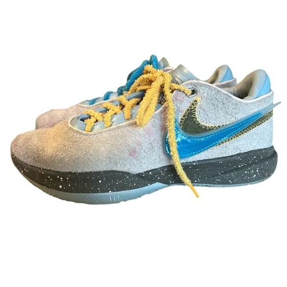 Nike Lebron 20 XX x UNKNWN Message in a Bottle Guava Ice Emerald Rise DV9090 801