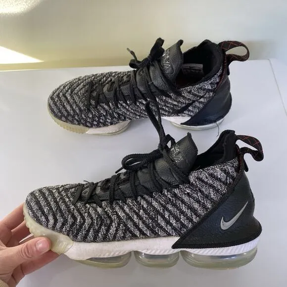 Nike Lebron XVI 16 Oreo Men's Sneakers Sz 8.5 Basketball Shoes A02588-006