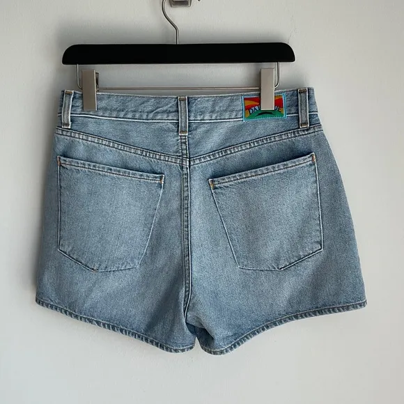 NWT DAILY BLUE / Adriano Goldschmied Freaky Jean Short in Lake SZ 28