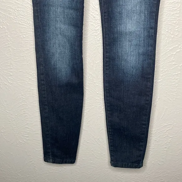 NWT INC Denim Dark Blue Sculpting-Fit Skinny Jeans Women's Size 4/27