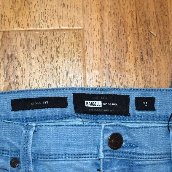 NWT Women's Barbell Apparel Mom Fit Distressed Blue Denim Jeans Sz 31