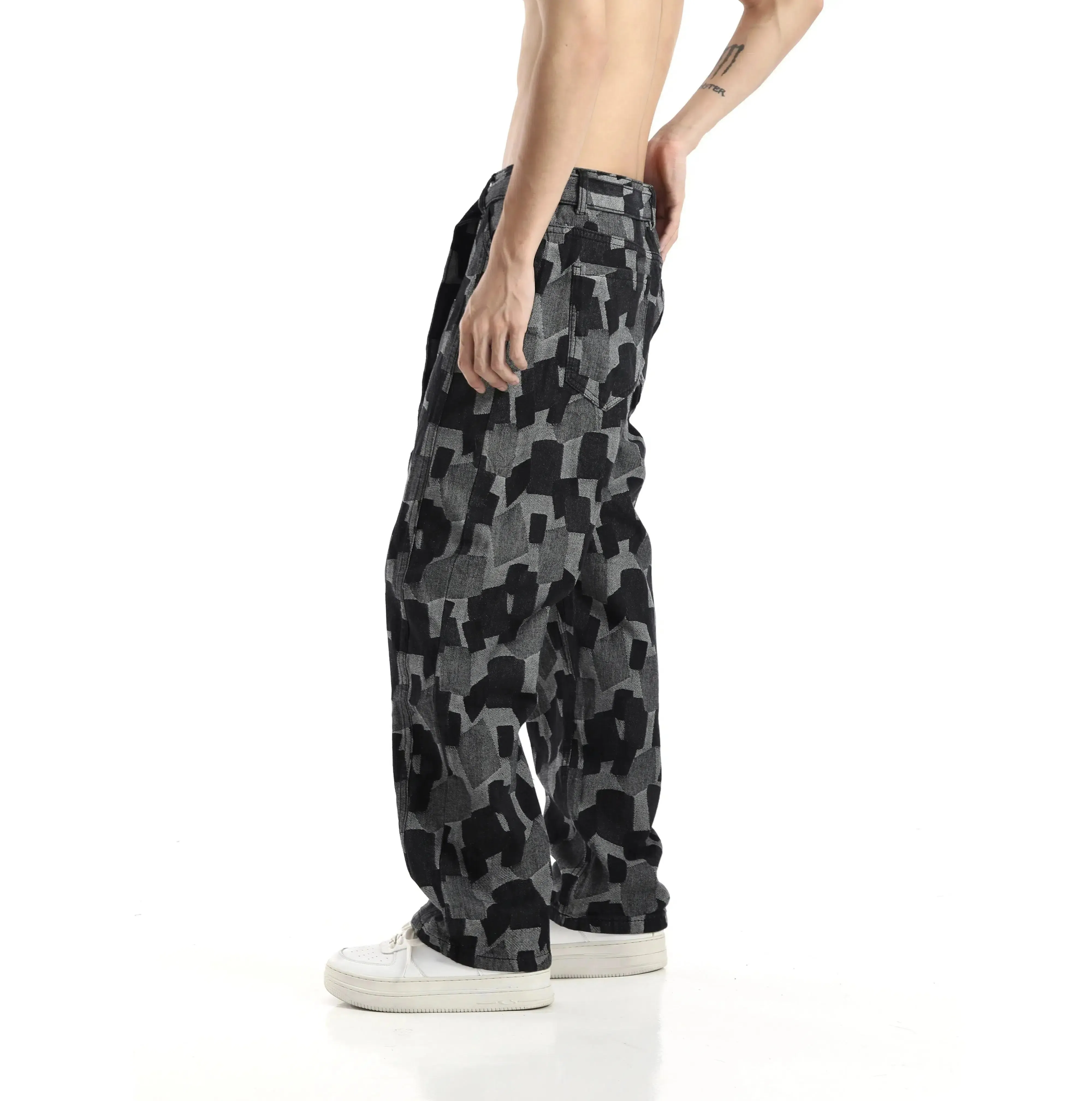 Patchwork Loose-Fit Washed Jeans