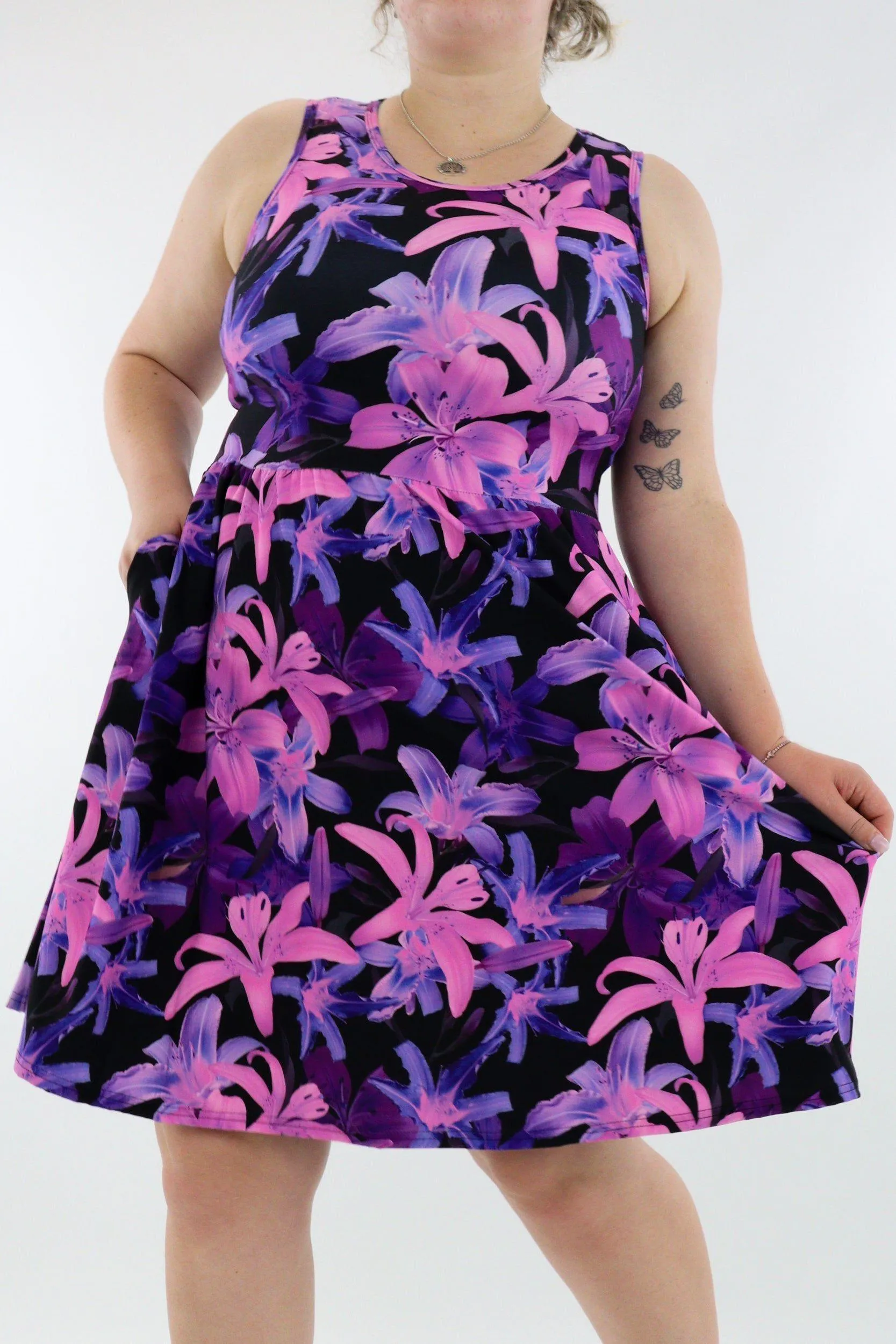 Pink Lilly - Sleeveless Skater Dress - Knee Length - Side Pockets