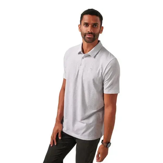 Polo de golf TravisMathews Free Passage