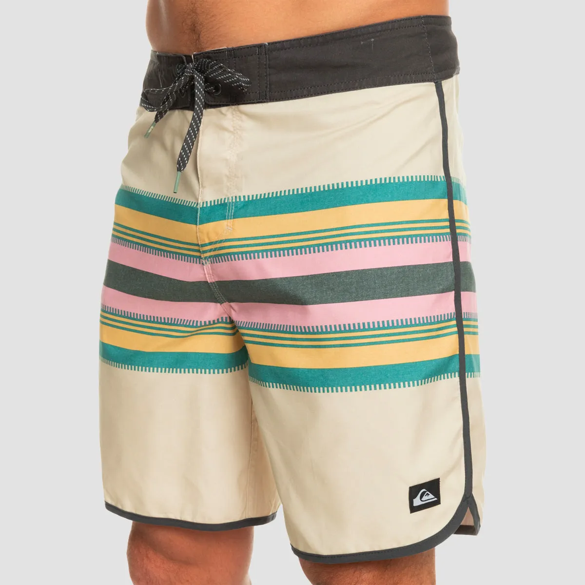 Quiksilver Everyday Scallop 19" Boardshorts Birch