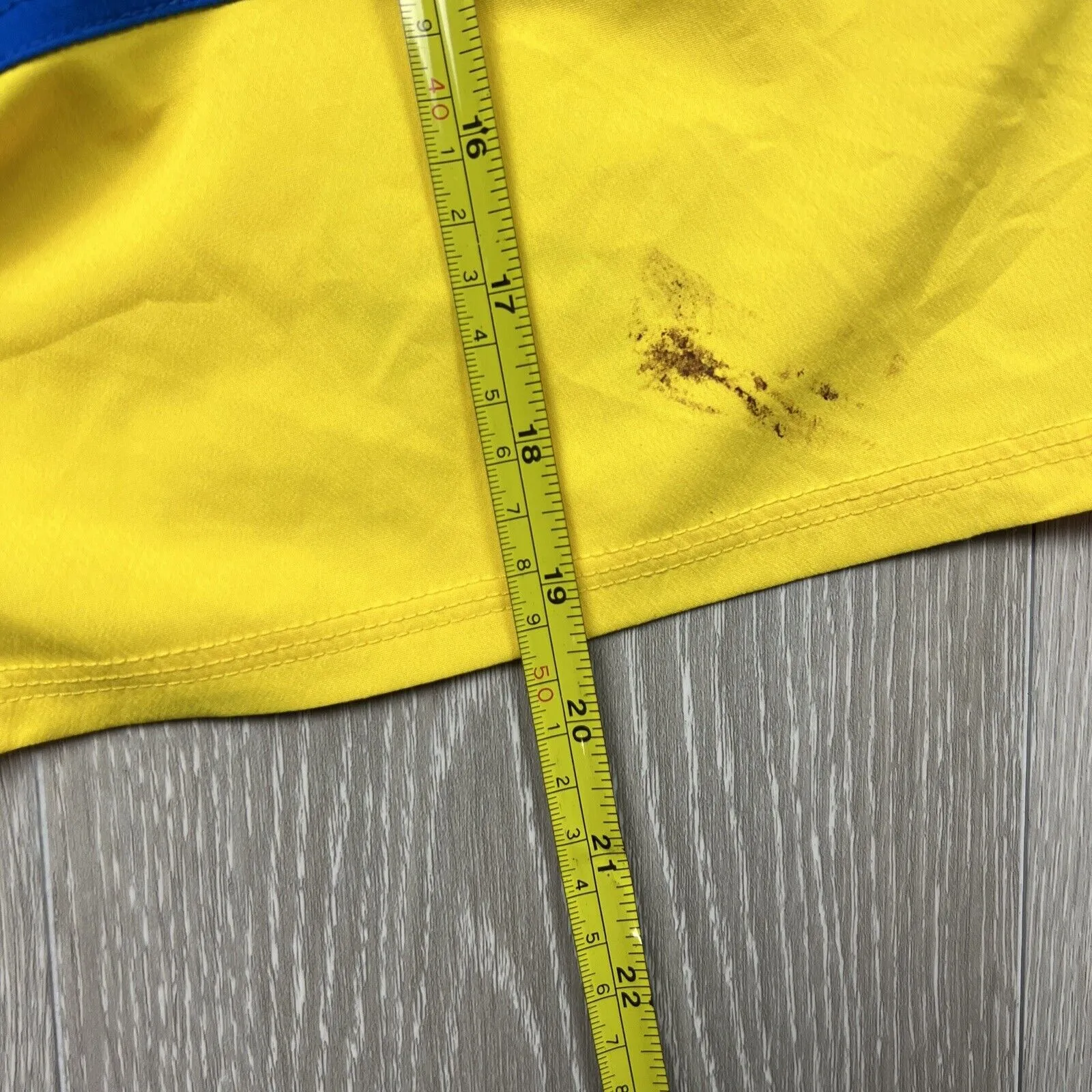 Quiksilver Mens Parramatta Eels Board Shorts Size 30 (New with grubby mark)