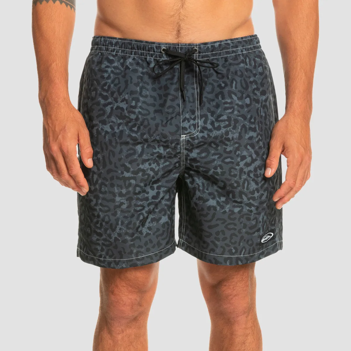 Quiksilver Saturn 18" Volley Boardshorts Tarmac