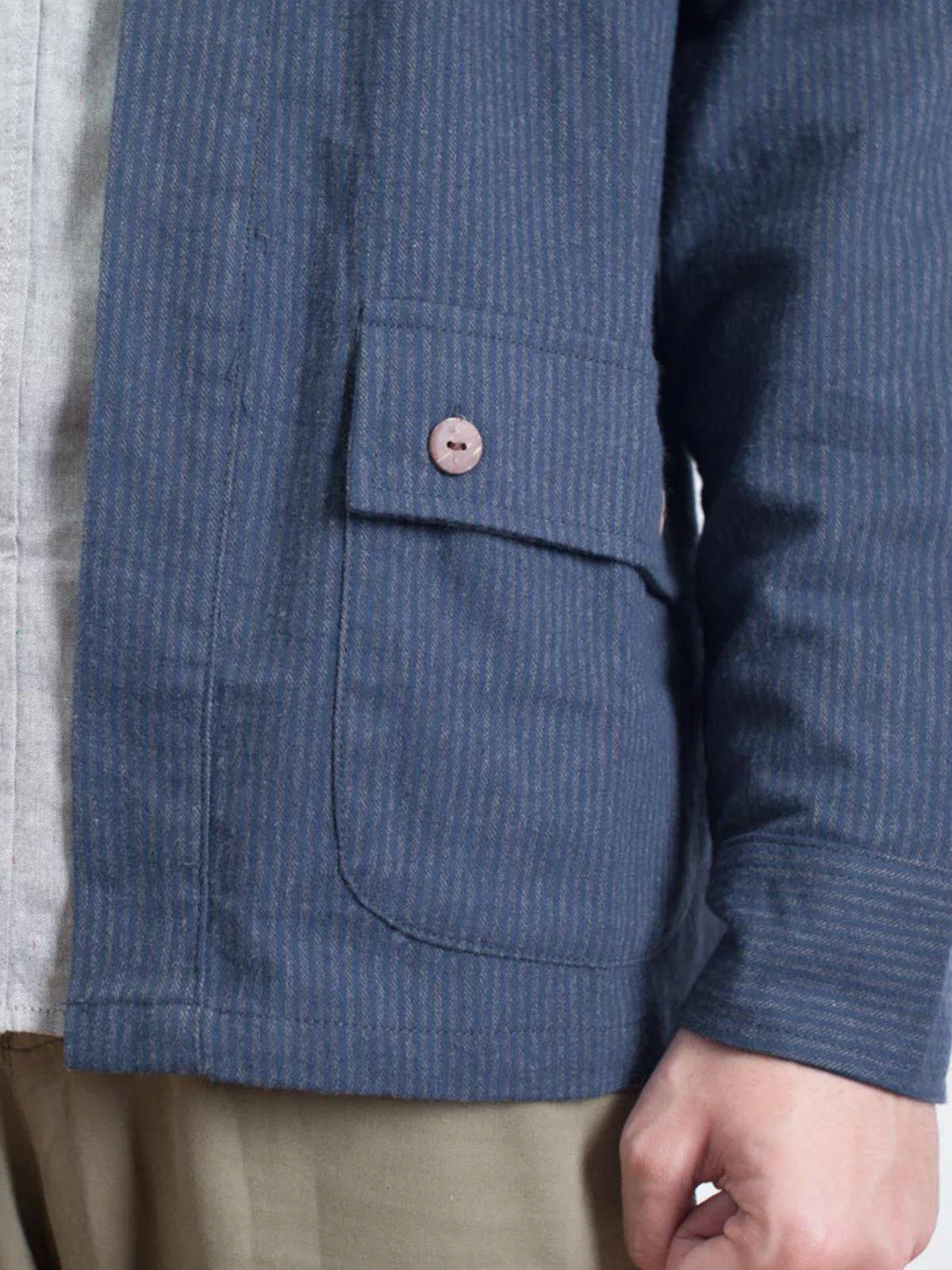 Qutn Throw On IV Navy Stripe Flannel