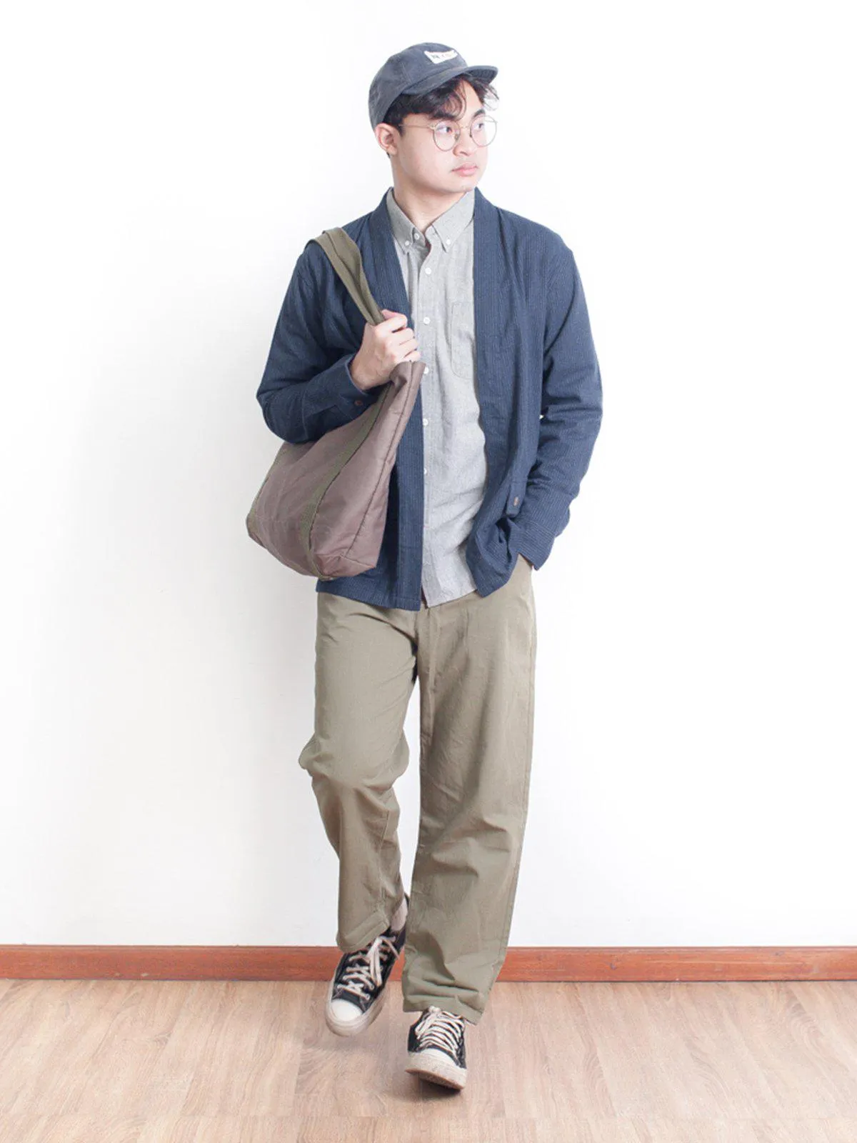 Qutn Throw On IV Navy Stripe Flannel