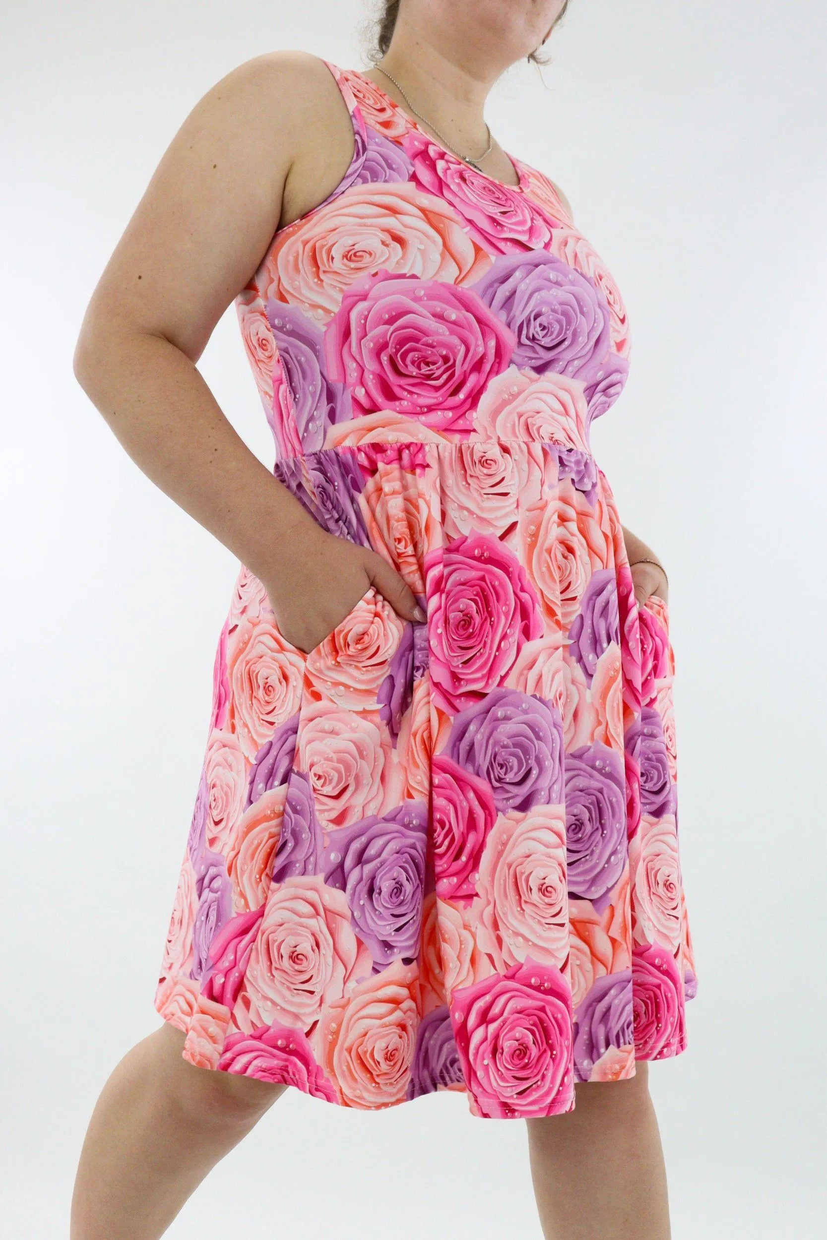 Rose - Sleeveless Skater Dress - Knee Length - Side Pockets