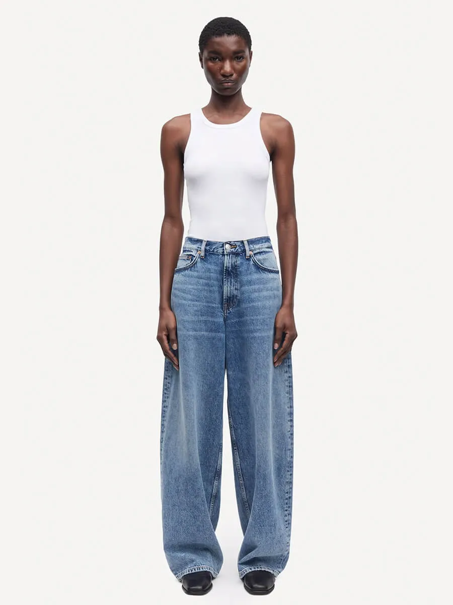 Saharper Jeans