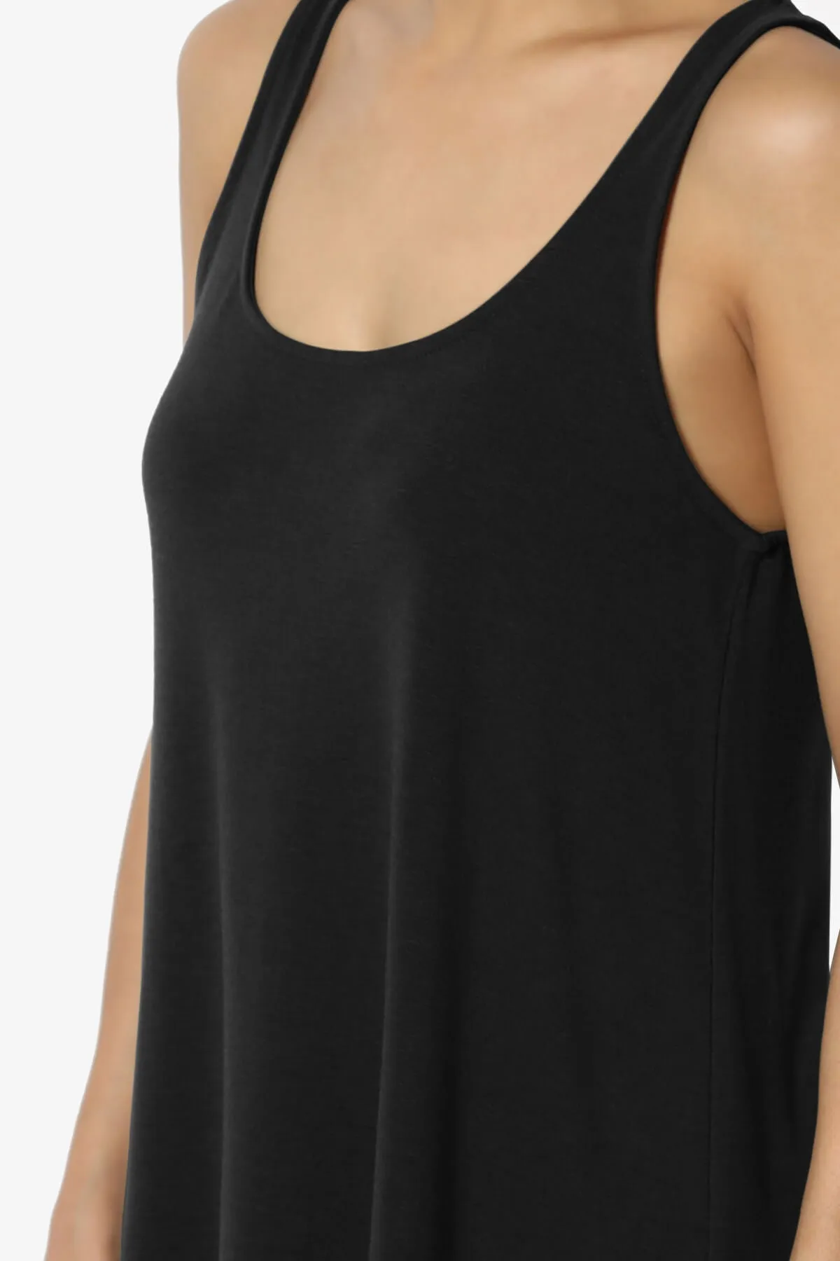 Santo Scoop Neck Loose Fit Tank Top