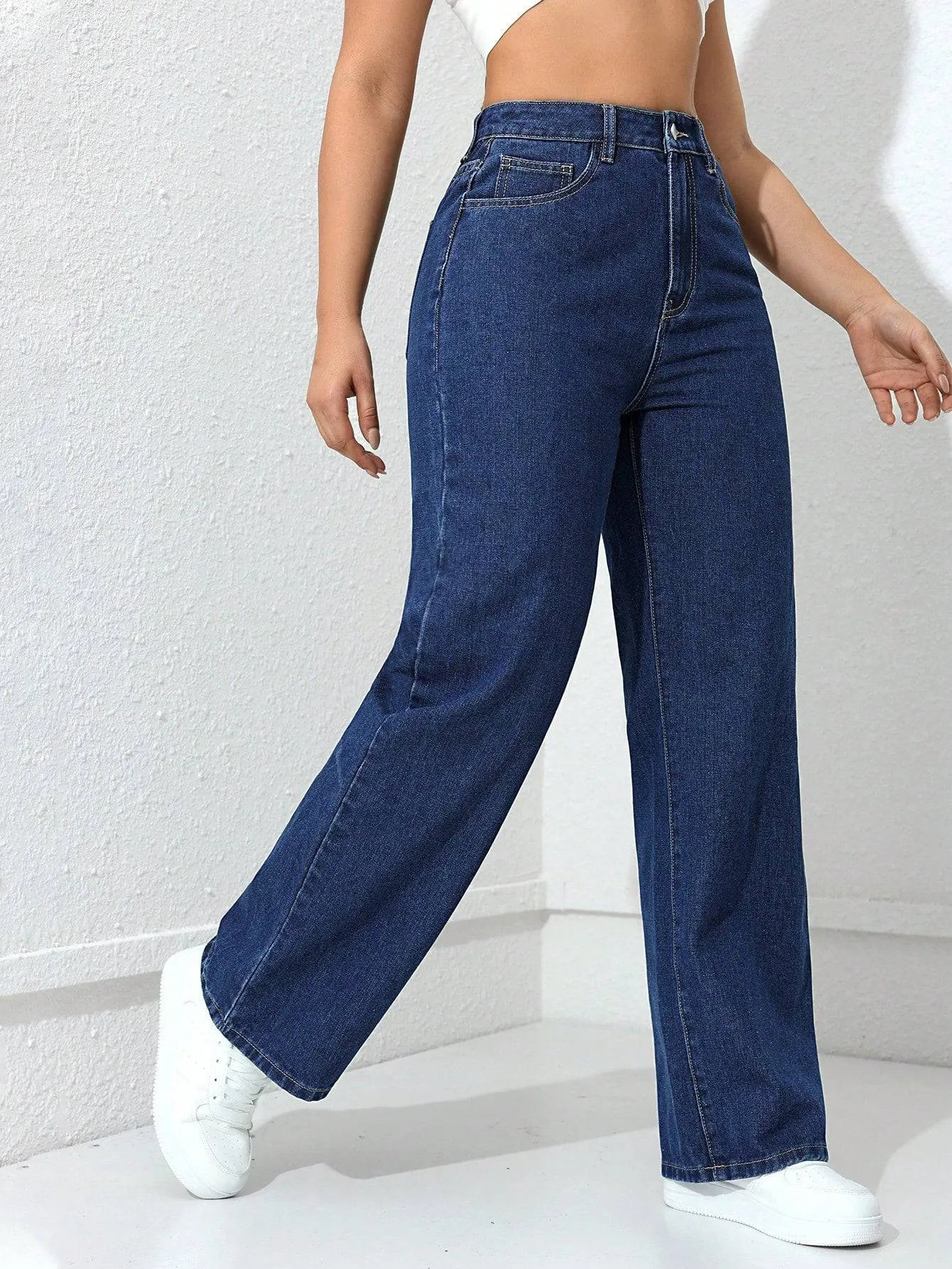 Sleek Motion High Rise Straight Fit Denim