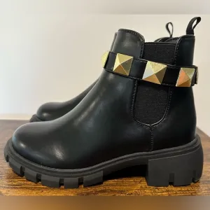 Steve Madden Little/Big Girls JSugarr  Stud Belt Ankle Boots NWT Various…