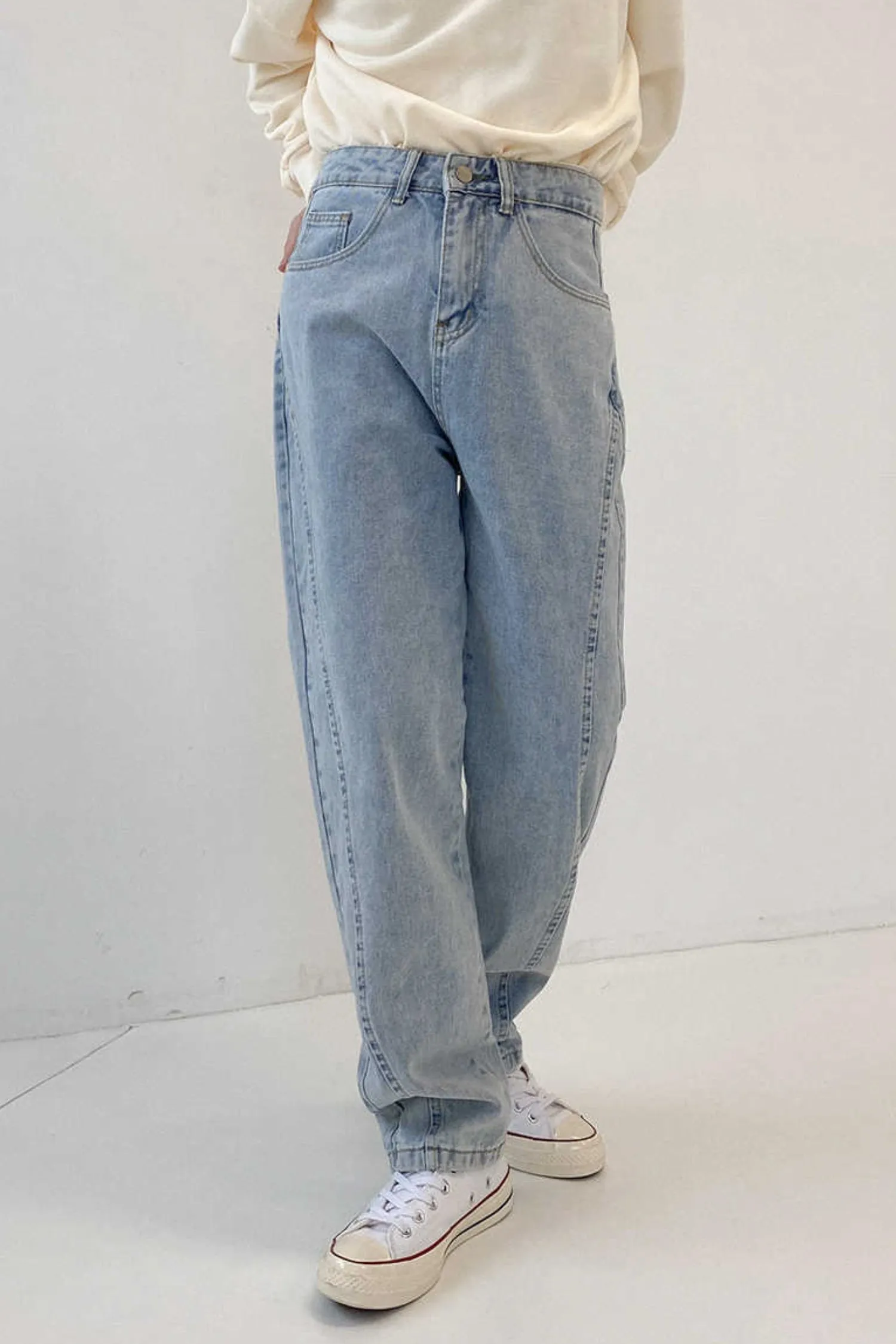 Straight loose fit jeans