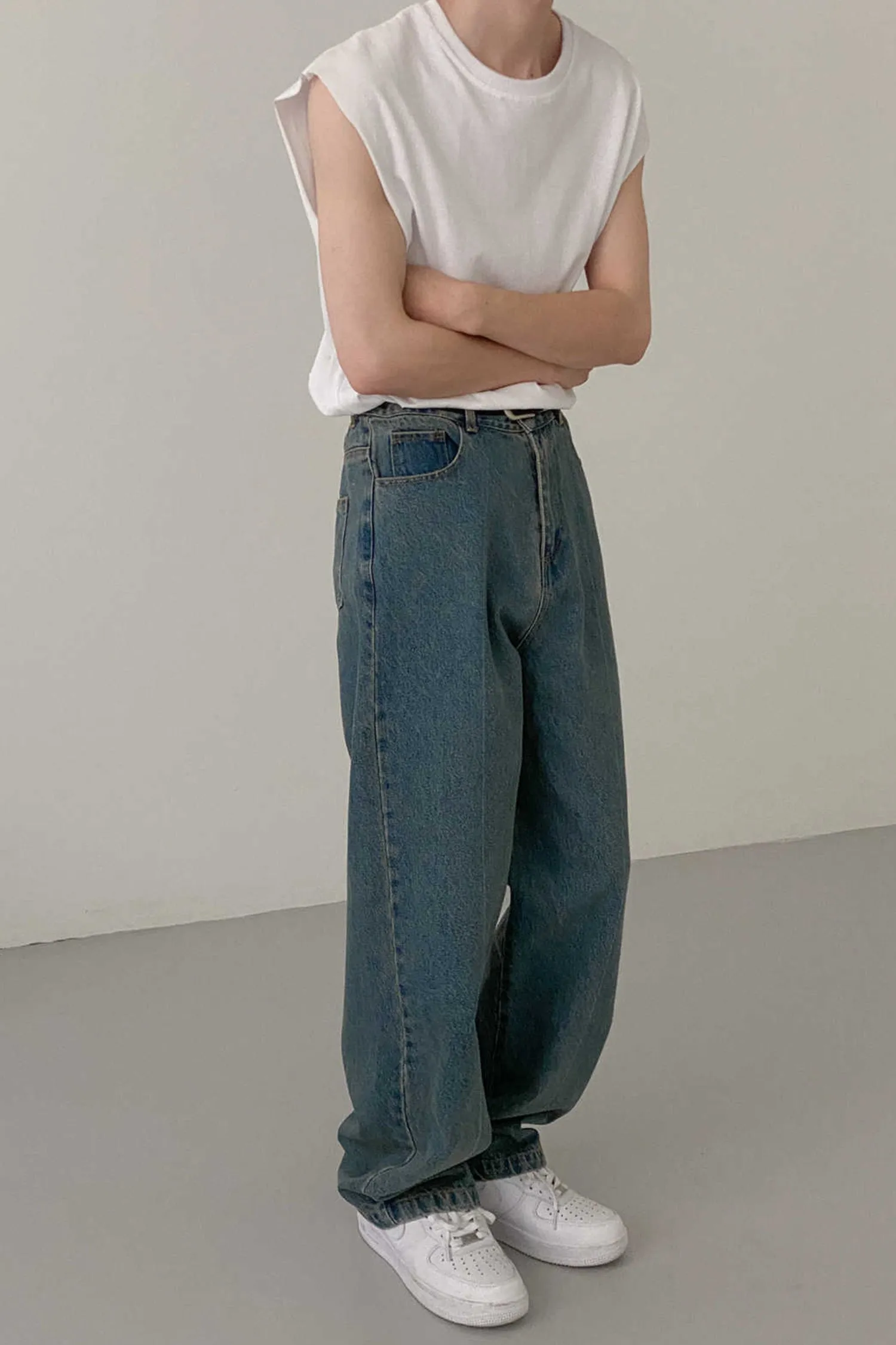Straight Loose fit washed jeans
