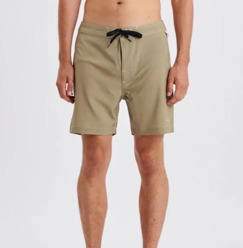 THE CRITICAL SLIDE SOCIETY    CAHOOTS 17"  BOARDSHORT