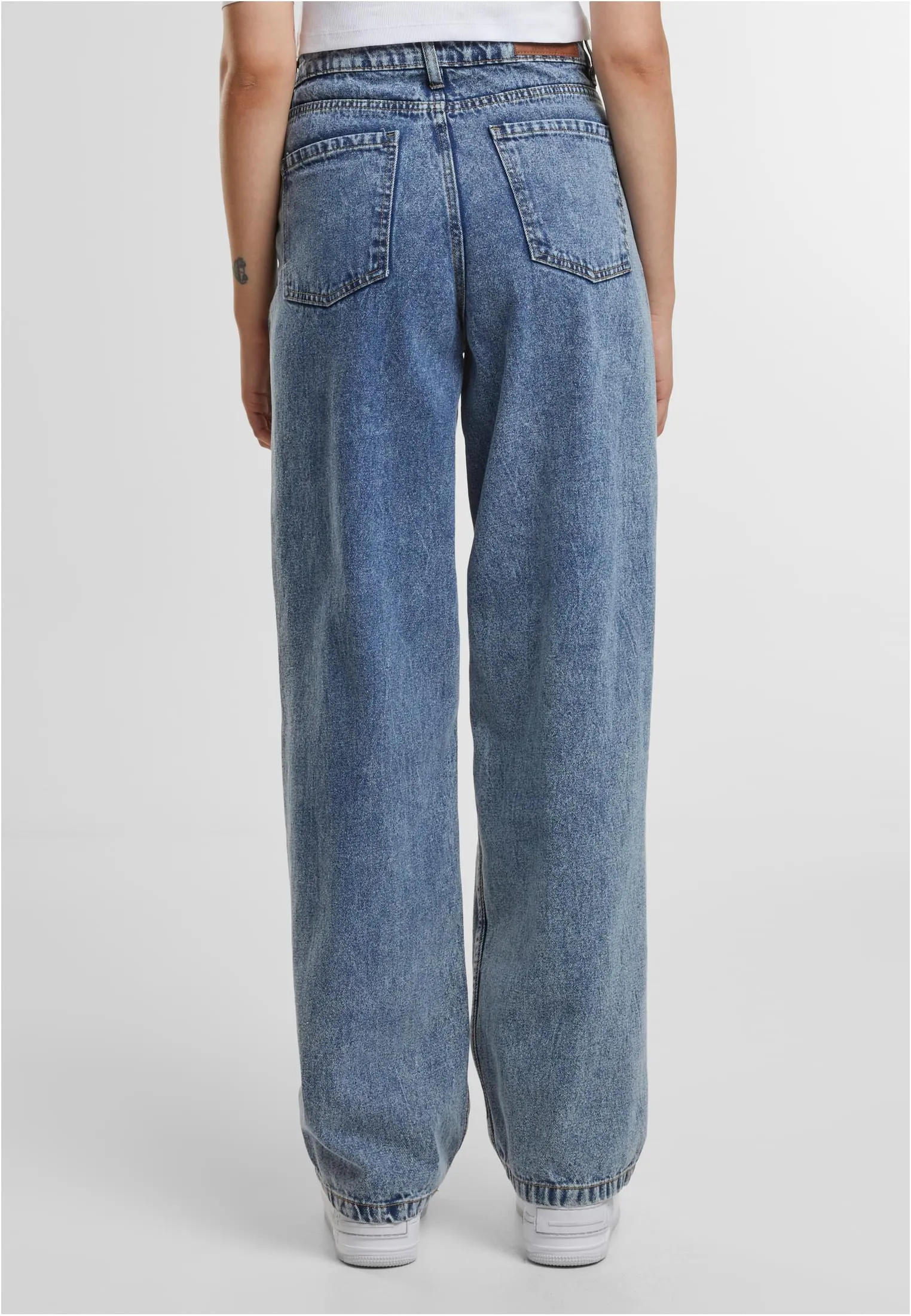 UC Distressed 90's Wide Leg Denim Pants