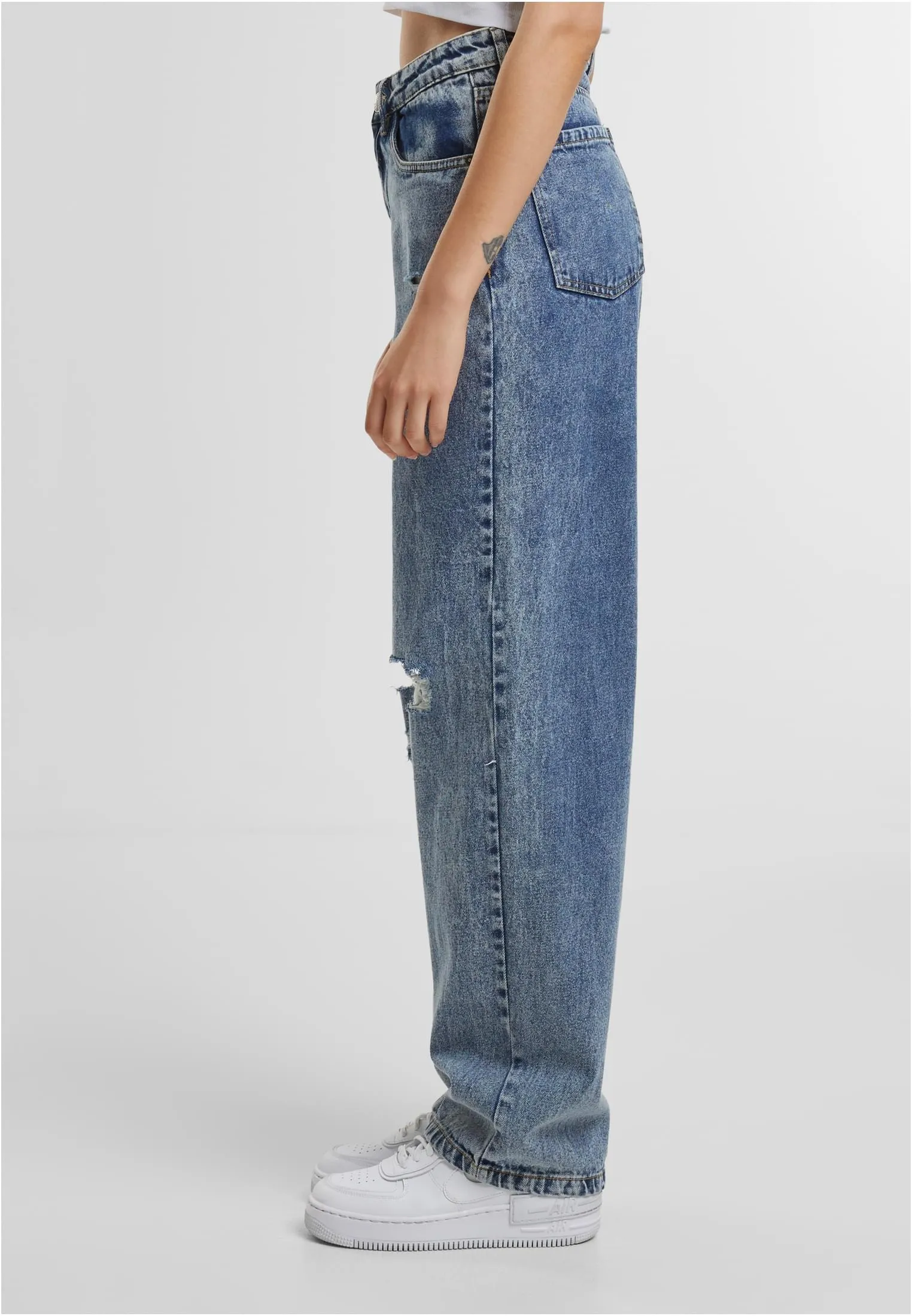UC Distressed 90's Wide Leg Denim Pants