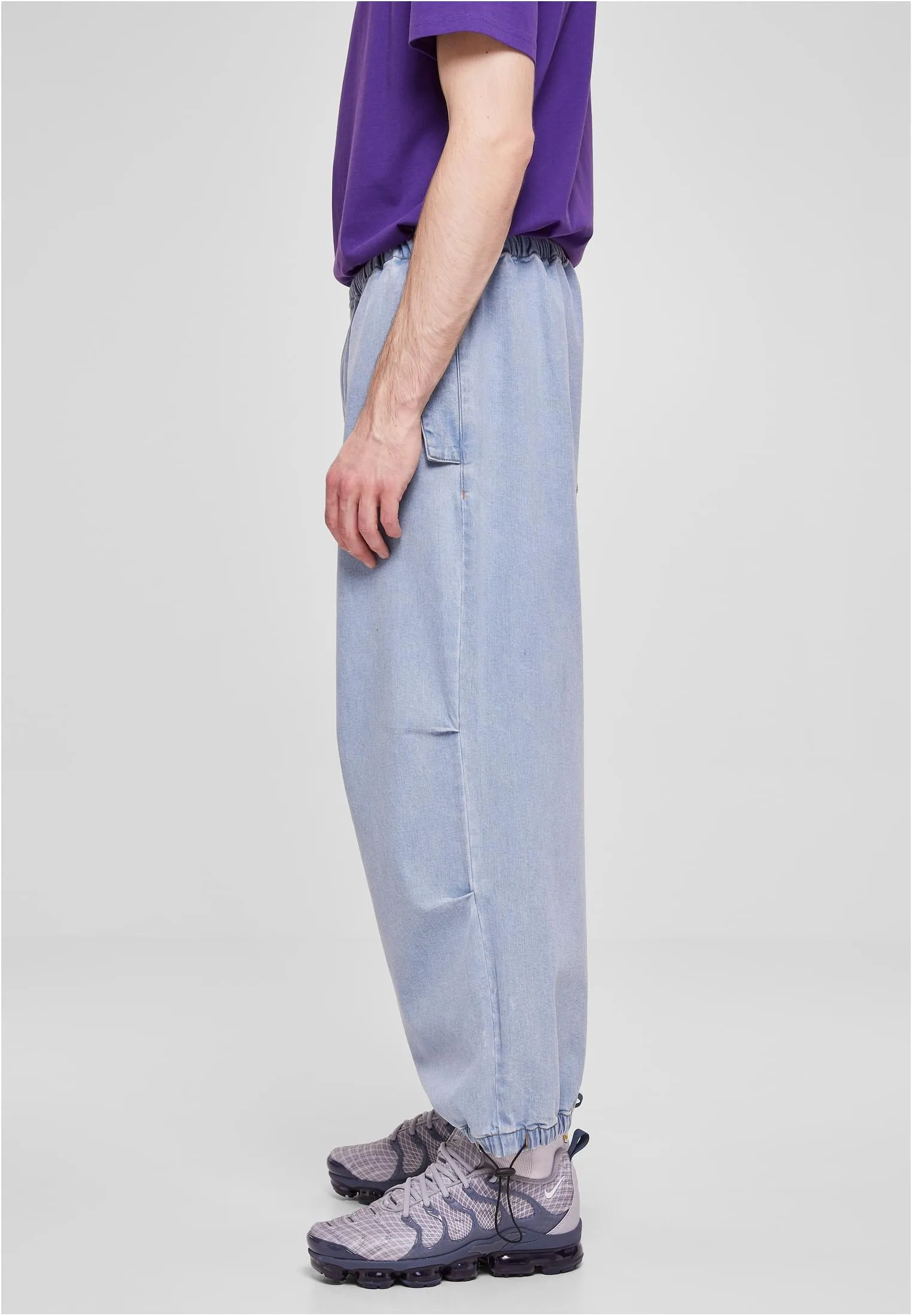 UC Parachute Jeans Pants