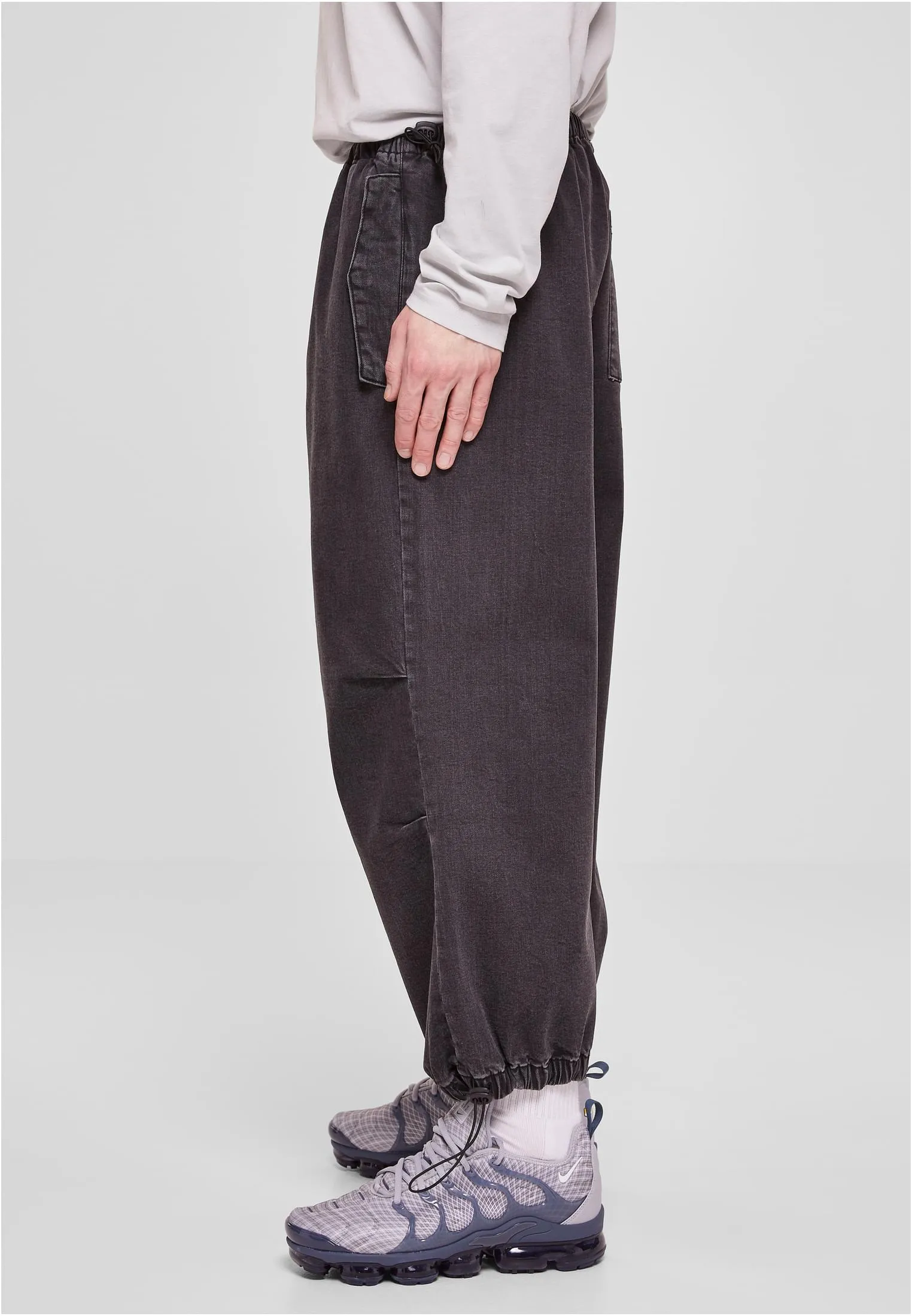 UC Parachute Jeans Pants