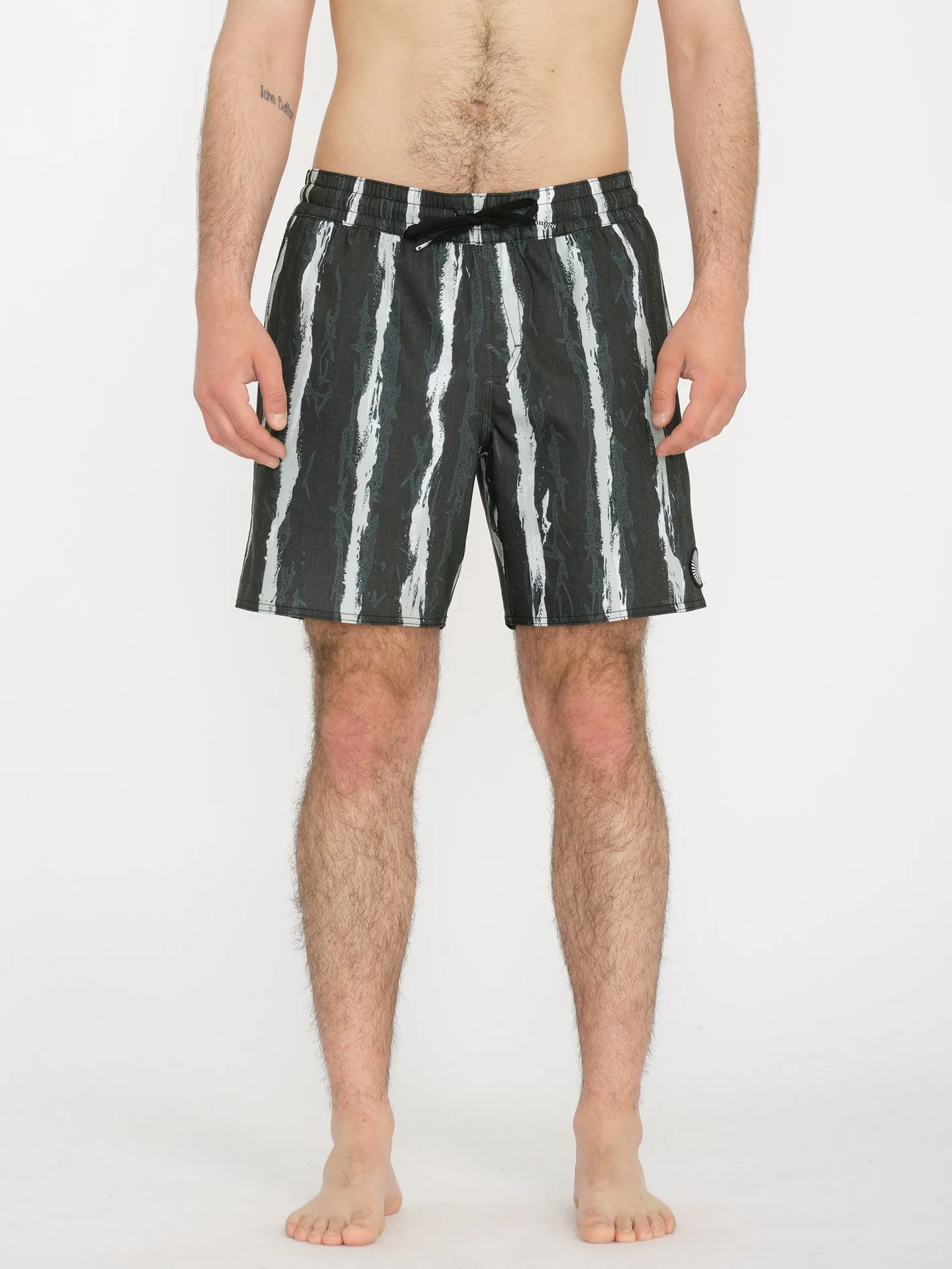 V Ent Hockey Dad Trunk 17" Boardshort - BLACK