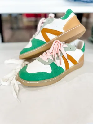 Vesta Sneaker