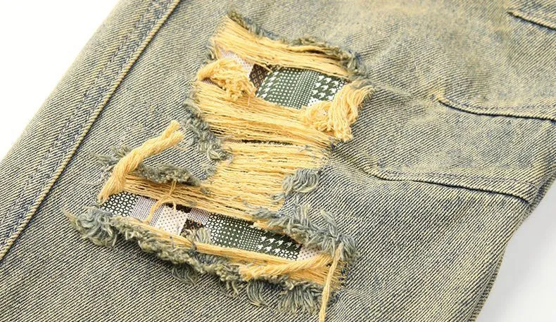 Vintage Tapered Leg Jeans for Men with Unique Patch Details