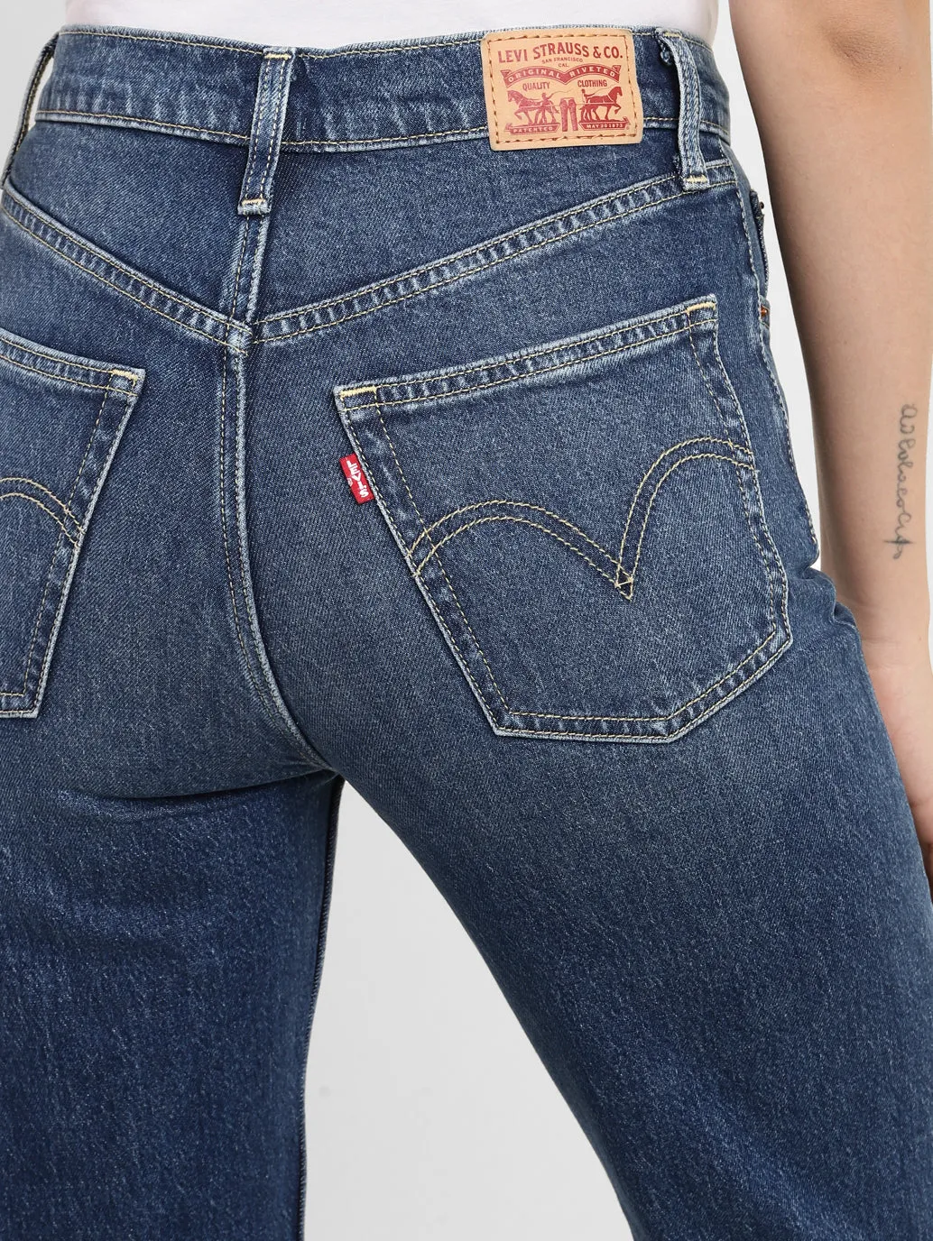 Women's 80s Blue Loose Fit High Rise Jeans