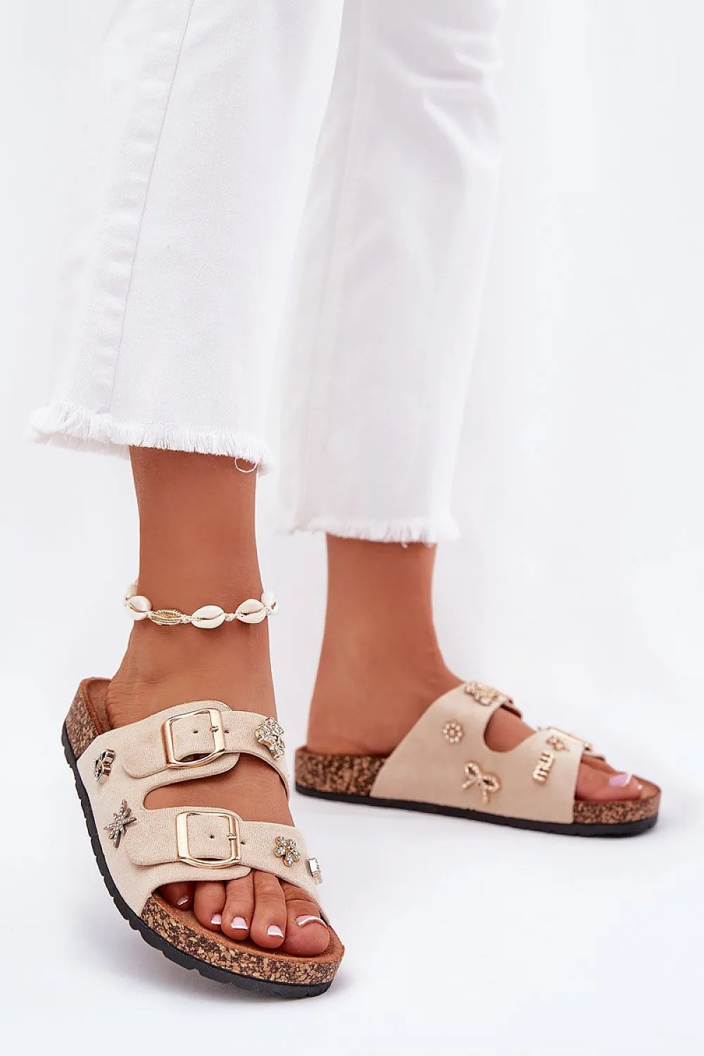 Women's sandals made of eco leather