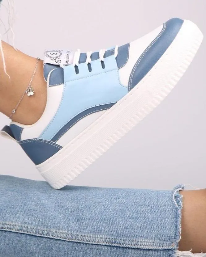 Women's Sneakers - 2032
