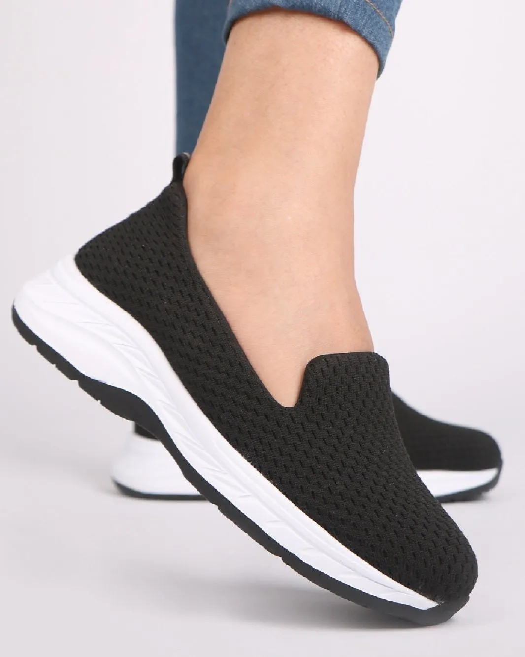 Women's Sneakers - 2044_37