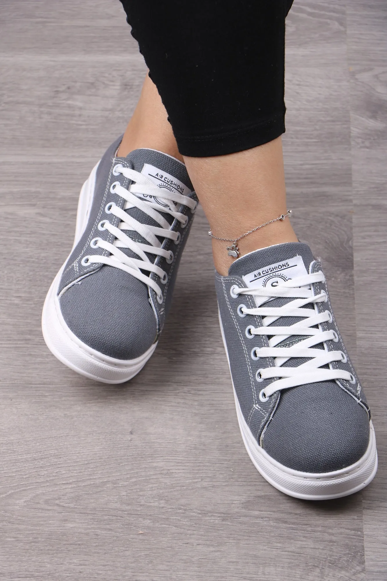 Women's Sneakers - 4052_39