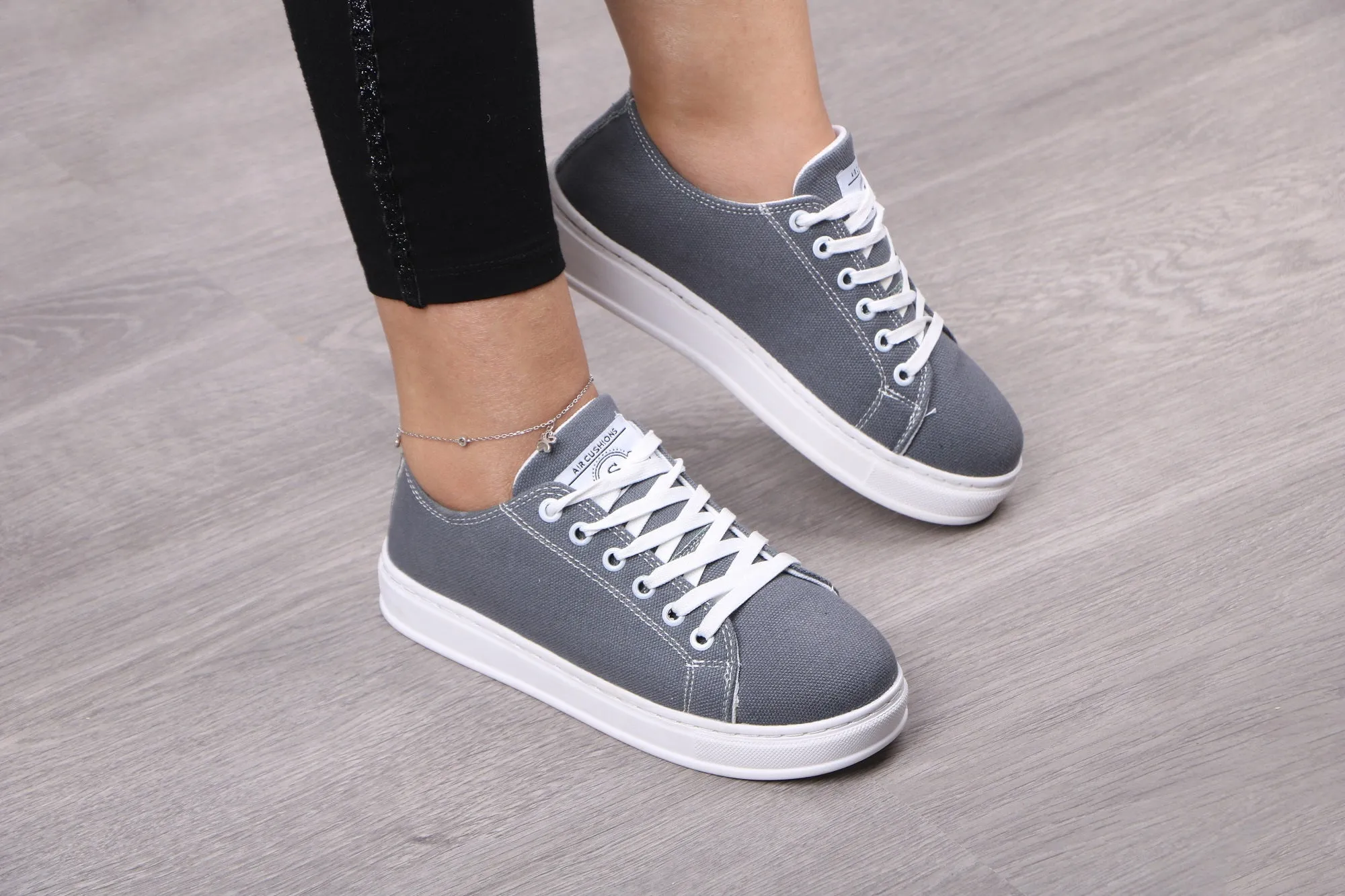 Women's Sneakers - 4052_39