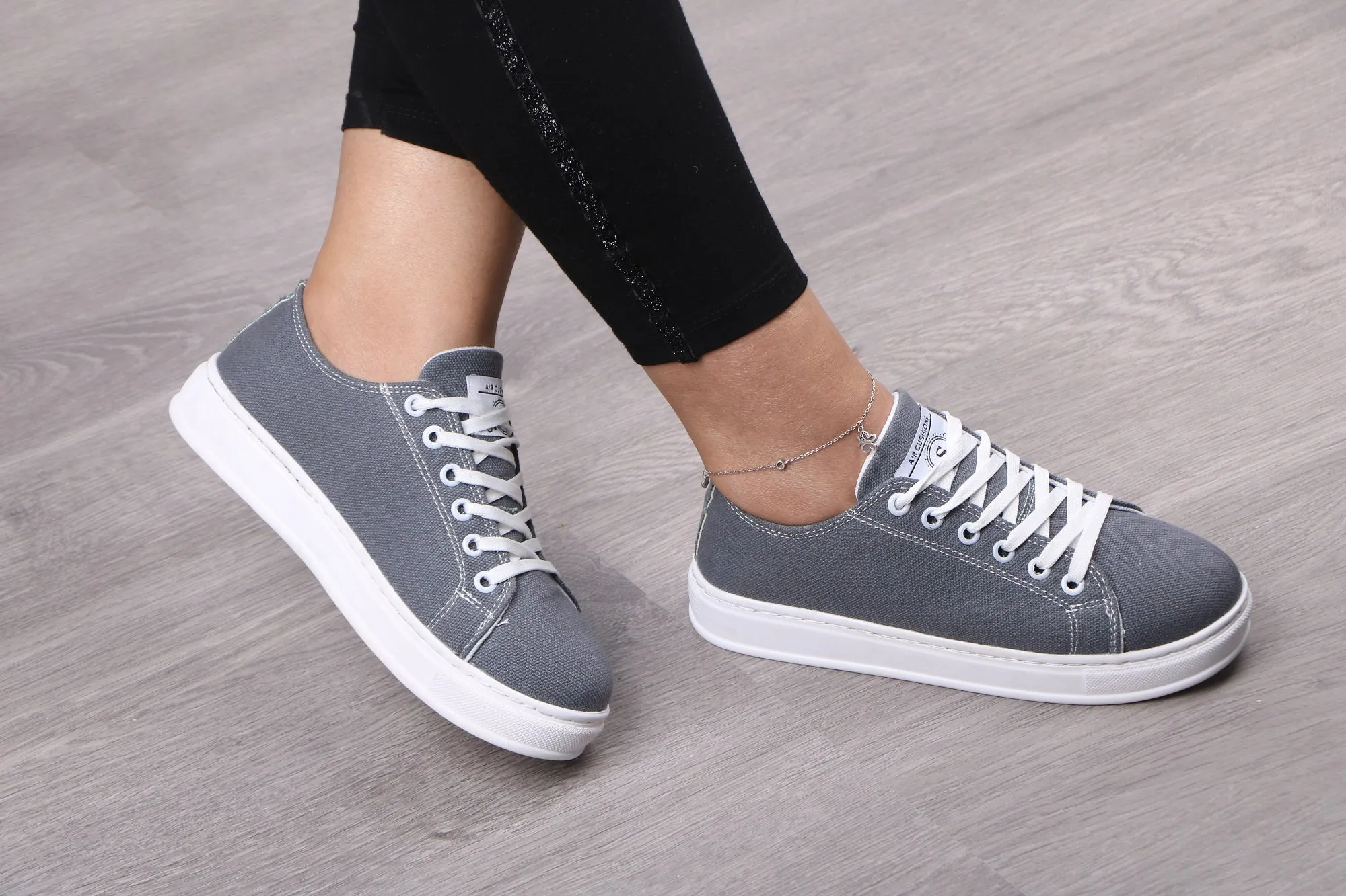 Women's Sneakers - 4052_39