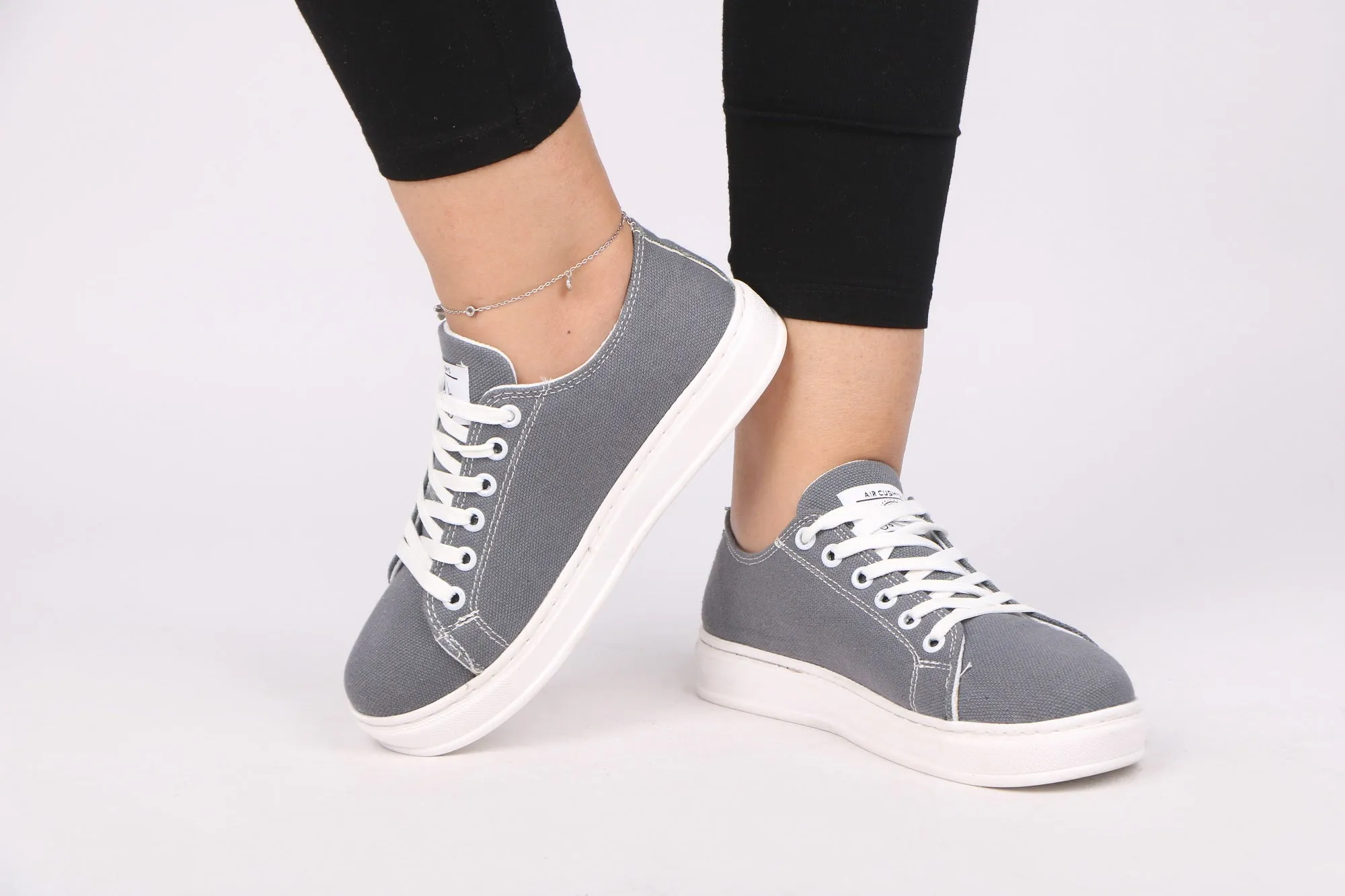 Women's Sneakers - 4052_39