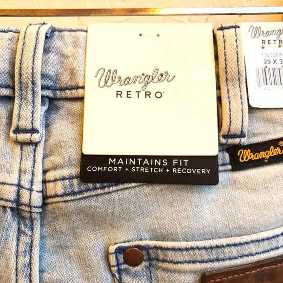 WranglerLight Wash Greta Flare Leg Jeans with Aztec Embroidered Hem Size 29x34