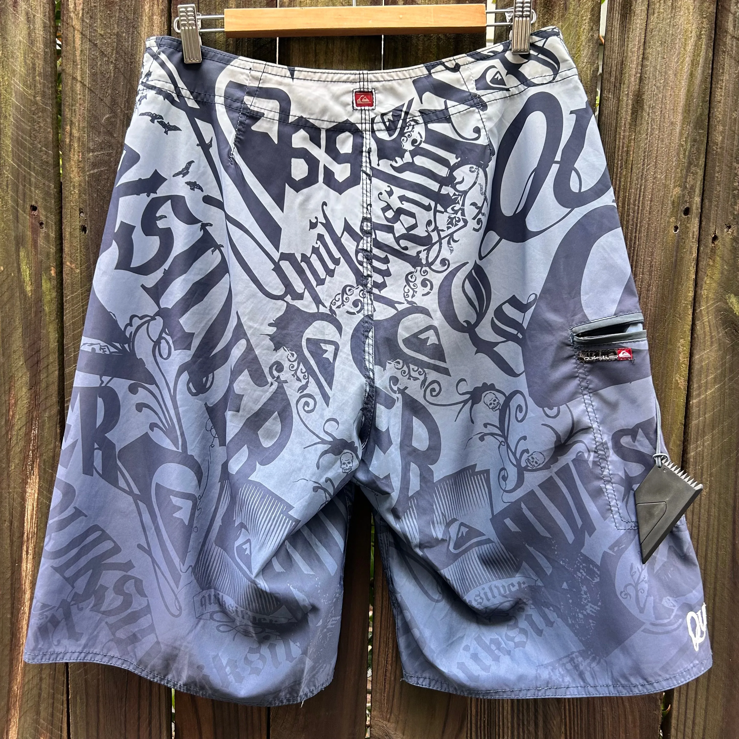Y2K Quiksilver Boardshorts W32’