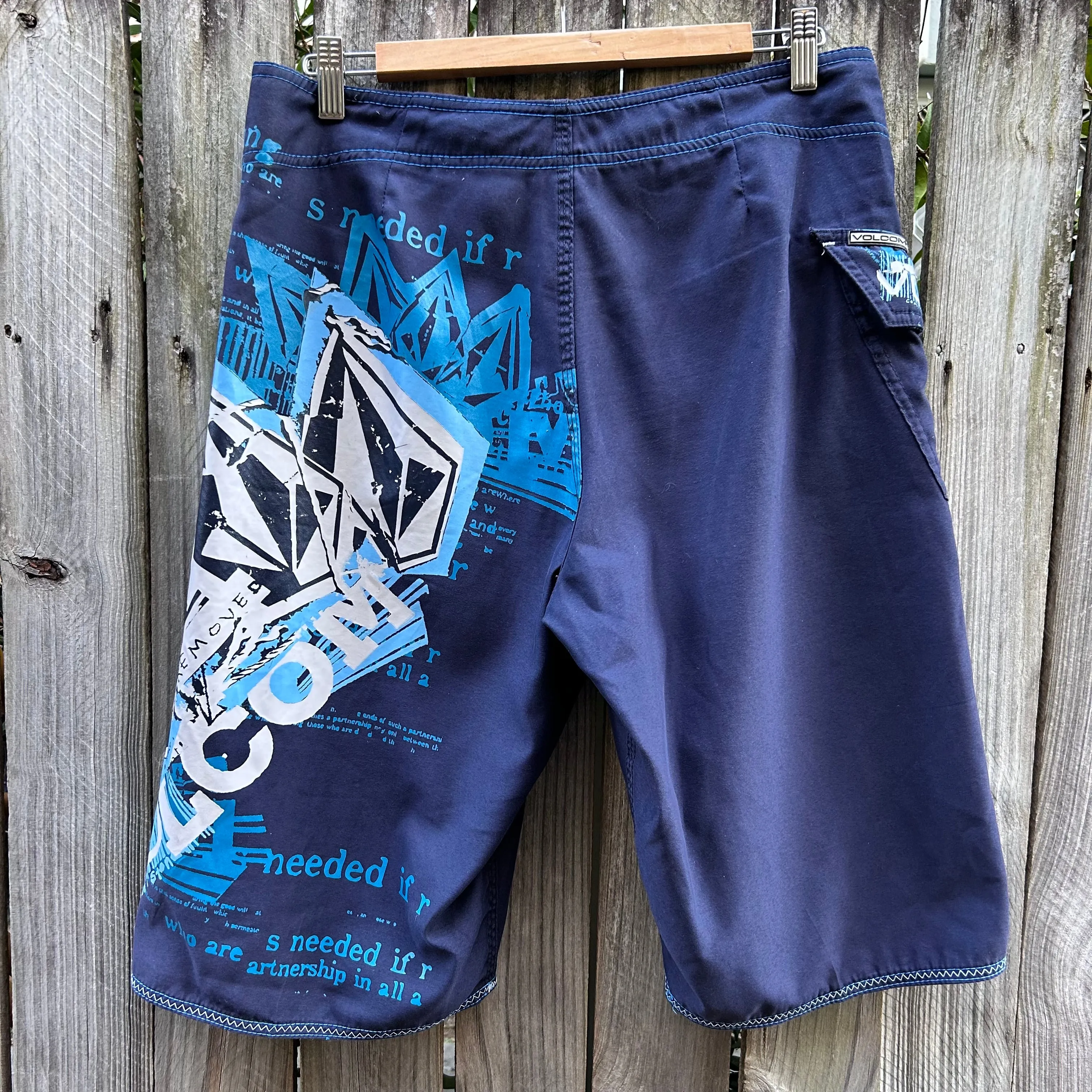Y2K volcom boardshorts W32’